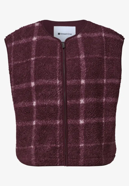 Street One Teddy Gilet with Zip Closing and pockets 325725