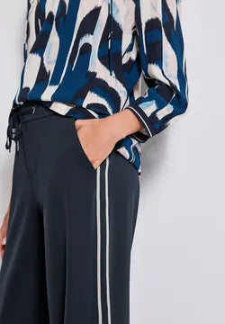 Street One Lux Joggers 30&quot; leg with side stripe . Navy 379547