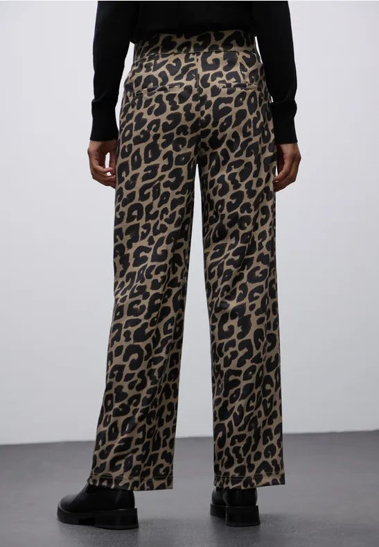 Street One Soft Stretch Trousers in rich Leopard Print 379770