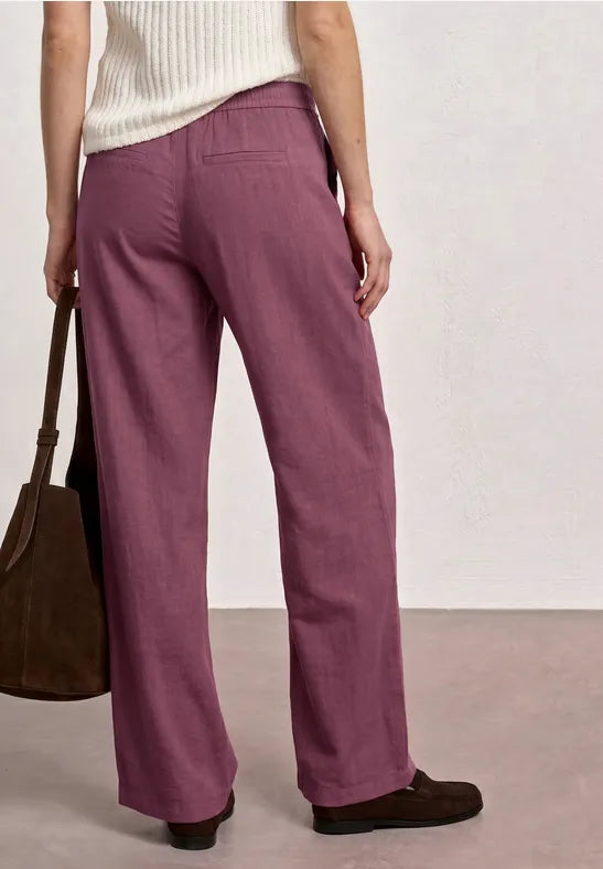 Street One High Waist 30" leg Lightweight trousers in Grape 380797