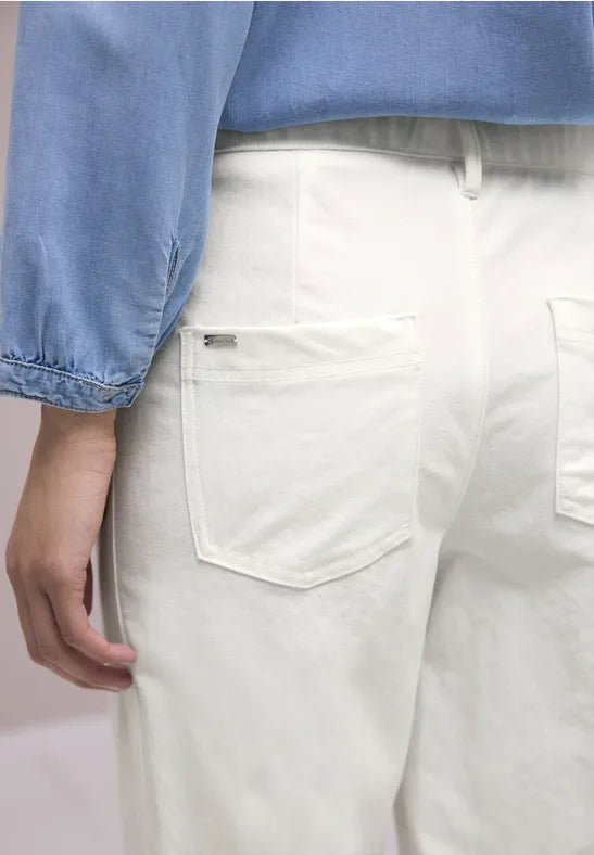 Street One High waist barrel leg trousers in a 28" leg 380801 White