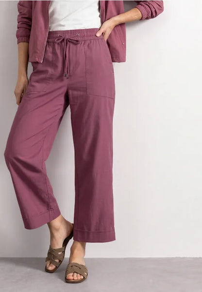 Street One Lightweight straight leg trousers 28" leg  381400
