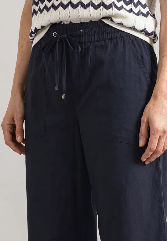 Street One lightweight straight leg trousers 28" leg navy  381400 1