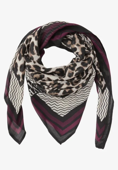 Street One Square print scarf  572990 1