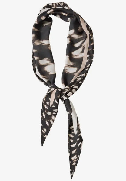 Street One small triangle scarf in Cream Brown and black Print 573301