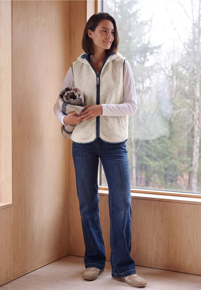 Cecil Teddy Vest with Zip and navy trim 220343