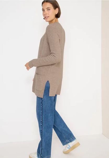 Cecil long Edge to Edge Cardigan with pockets in Toffee Cream 254025