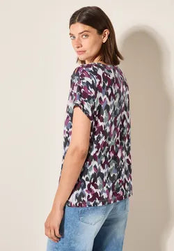 Ceci Cotton  print T shirt with shoulder button detail 323364