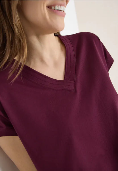 Cecil Cotton V Neck T Shirt in Navy or Grape 325027