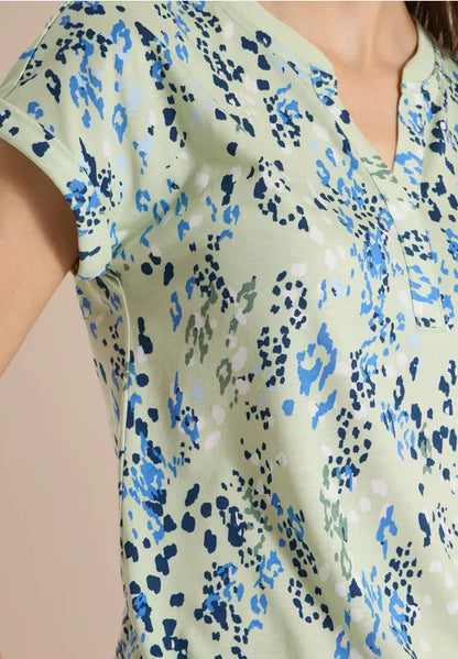 Cecil Cotton T-shirt with split neck and print in Matcha Green  325573