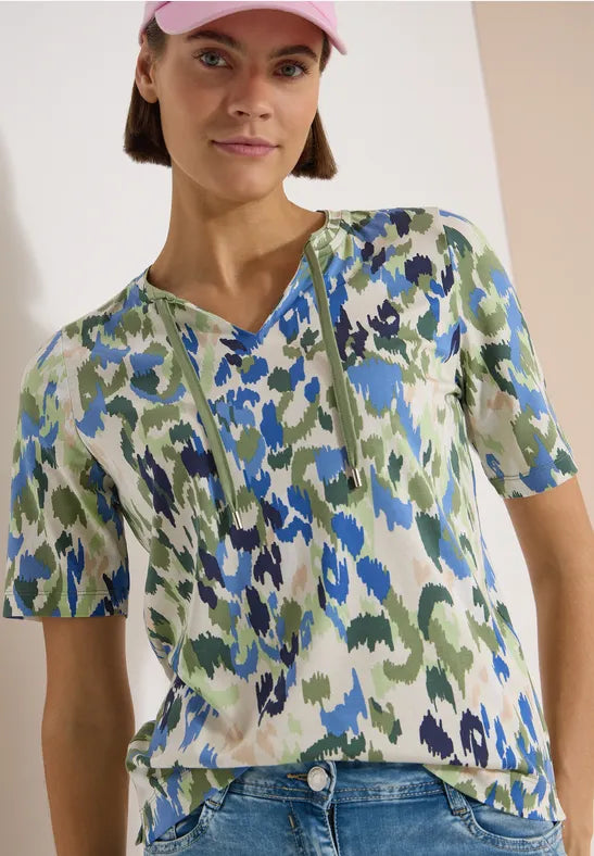 Cecil Cotton T-shirt with tie split neck and print 325595 Green