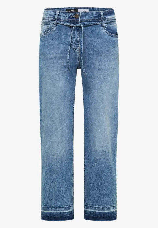 Cecil High waist 26" straight leg jeans with a loose fit 380668