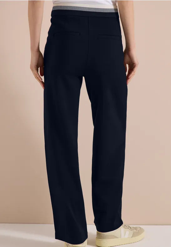 Cecil Navy  High waist straight leg trousers in a loose fit 380674