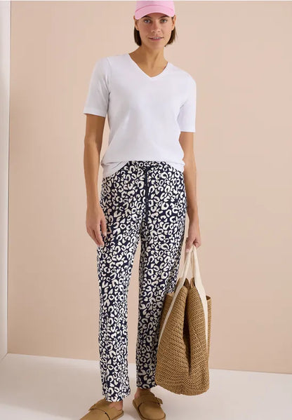 Cecil Wide leg trousers in a loose fit with a leopard print 380826