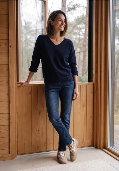 Cecil Mid waist straight leg jeans in a casual fit  30" leg 381566