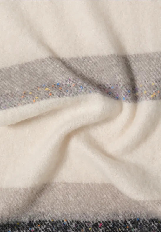 Cecil blanket scarf in neutral tones 572824