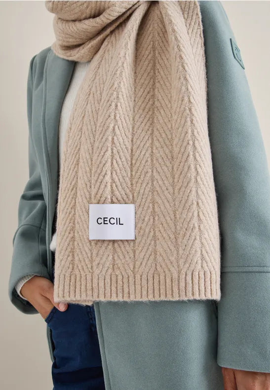 Cecil long cable knit scarf in Blossom or Beige 572940
