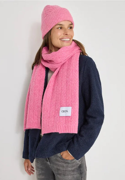 Cecil long cable knit scarf in Blossom or Beige 572940