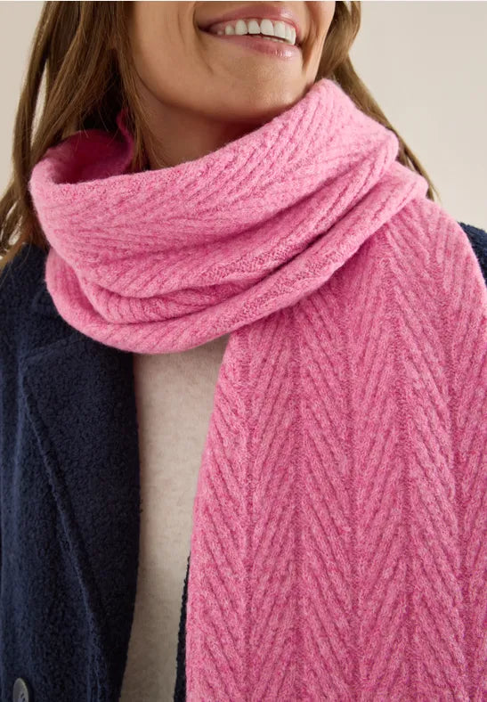 Cecil long cable knit scarf in Blossom or Beige 572940