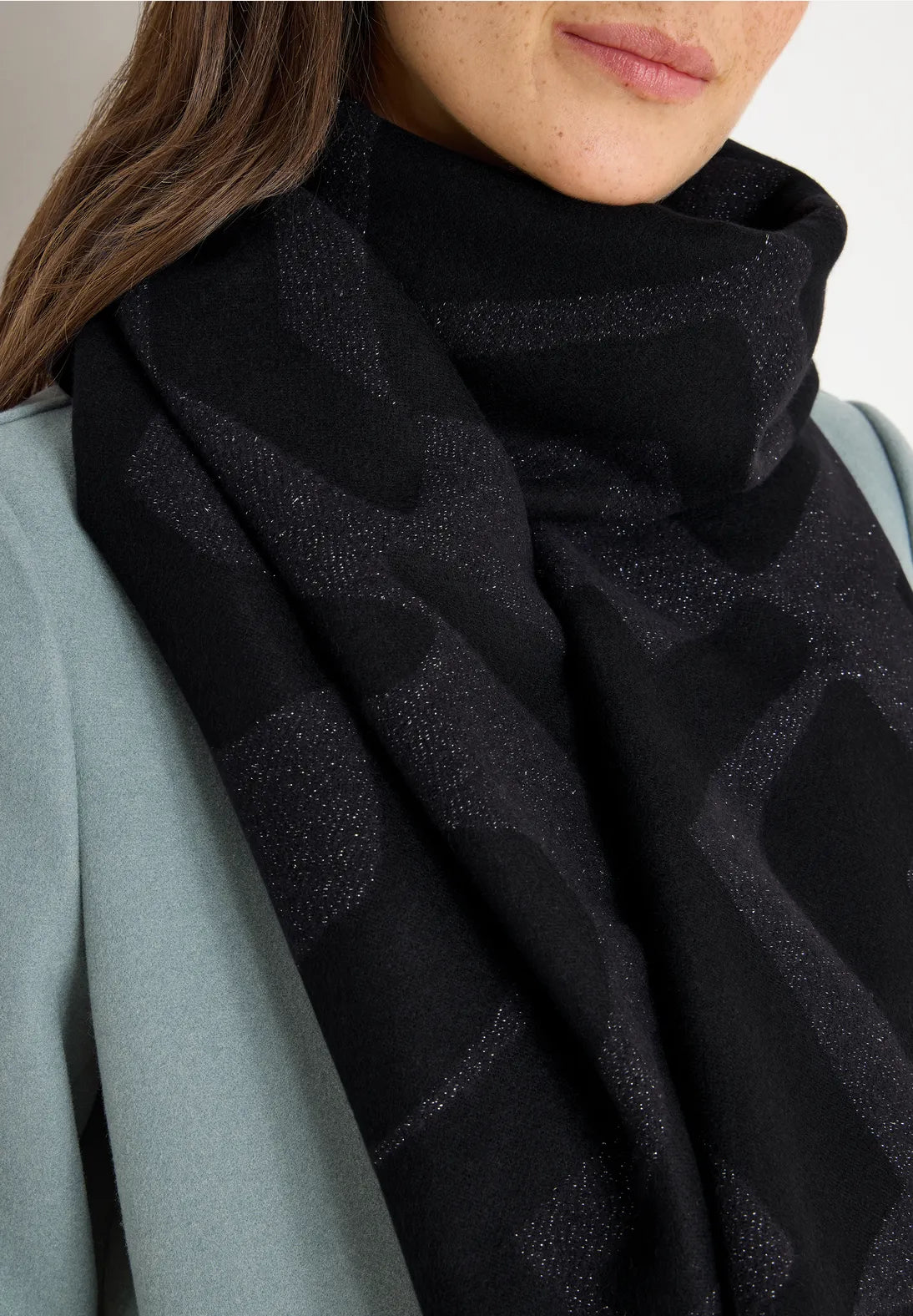 Cecil Black Knit scarf with gorgeous Lurex shimmer  572980