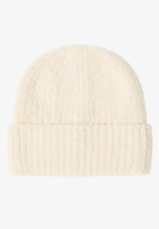 Cecil Cozy Knit hat with Lurex. 572985