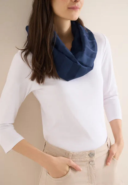 Cecil solid loop scarf in pink or navy 573084