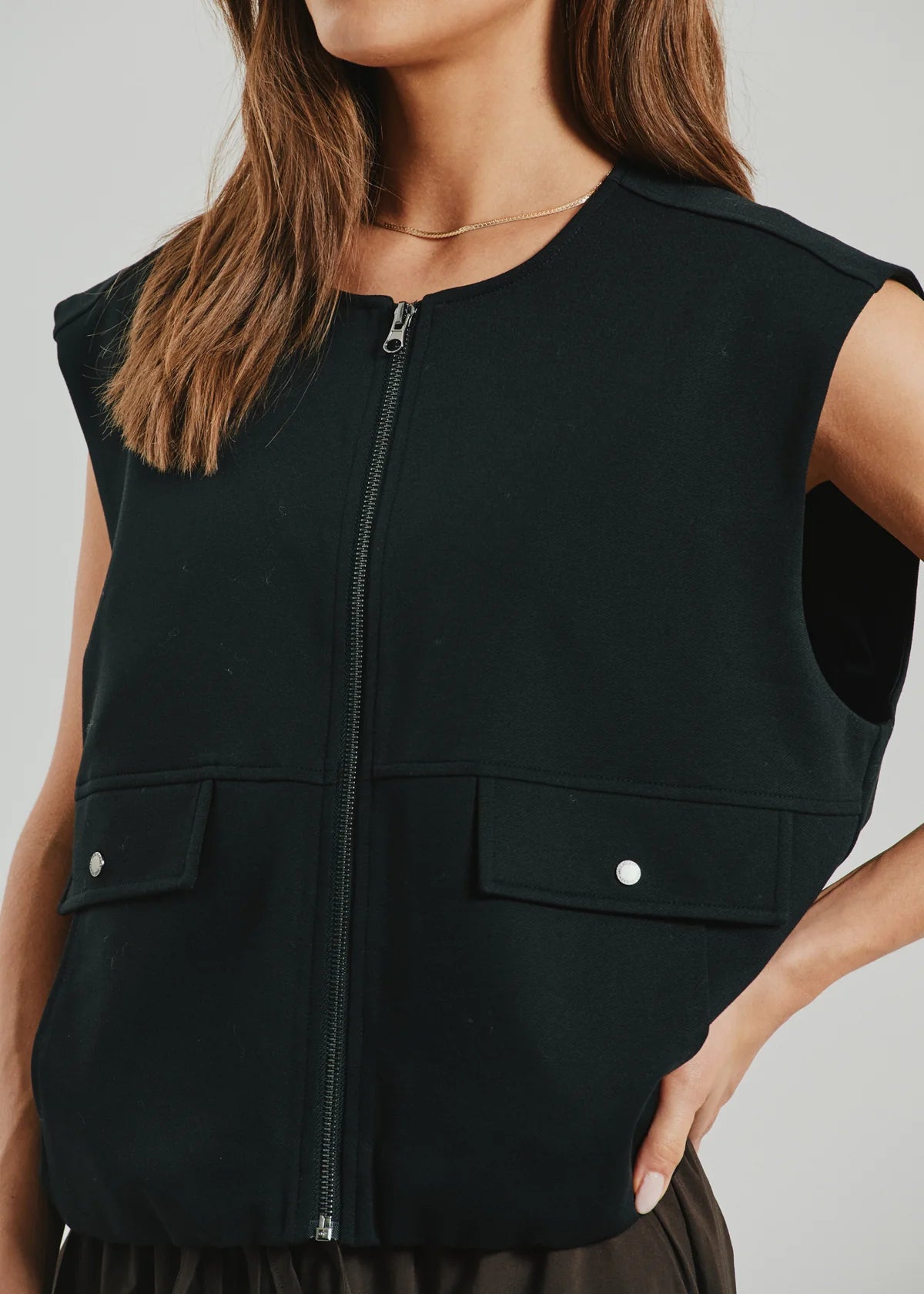 Free/Quent FQNANNI Gilet in Black Or Brown  211582