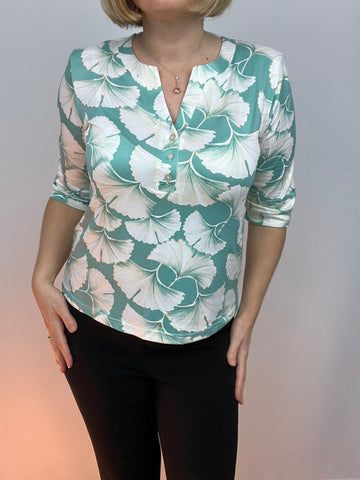 Ilona 3/4 sleeve V  Neck Top in Sea green and white print