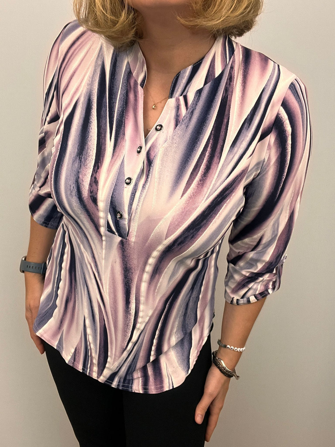 Ilona 3/4 sleeve top with mandarin collar in pink and mauve mix