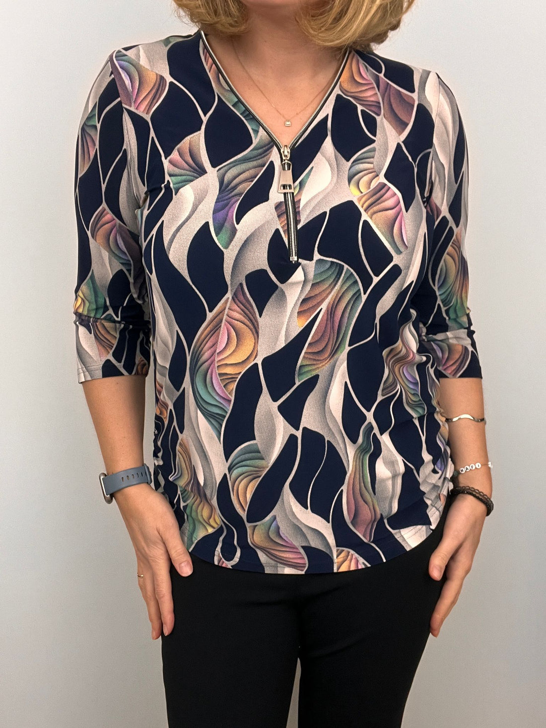 Ilona zip top in Navy Print Zip25 3