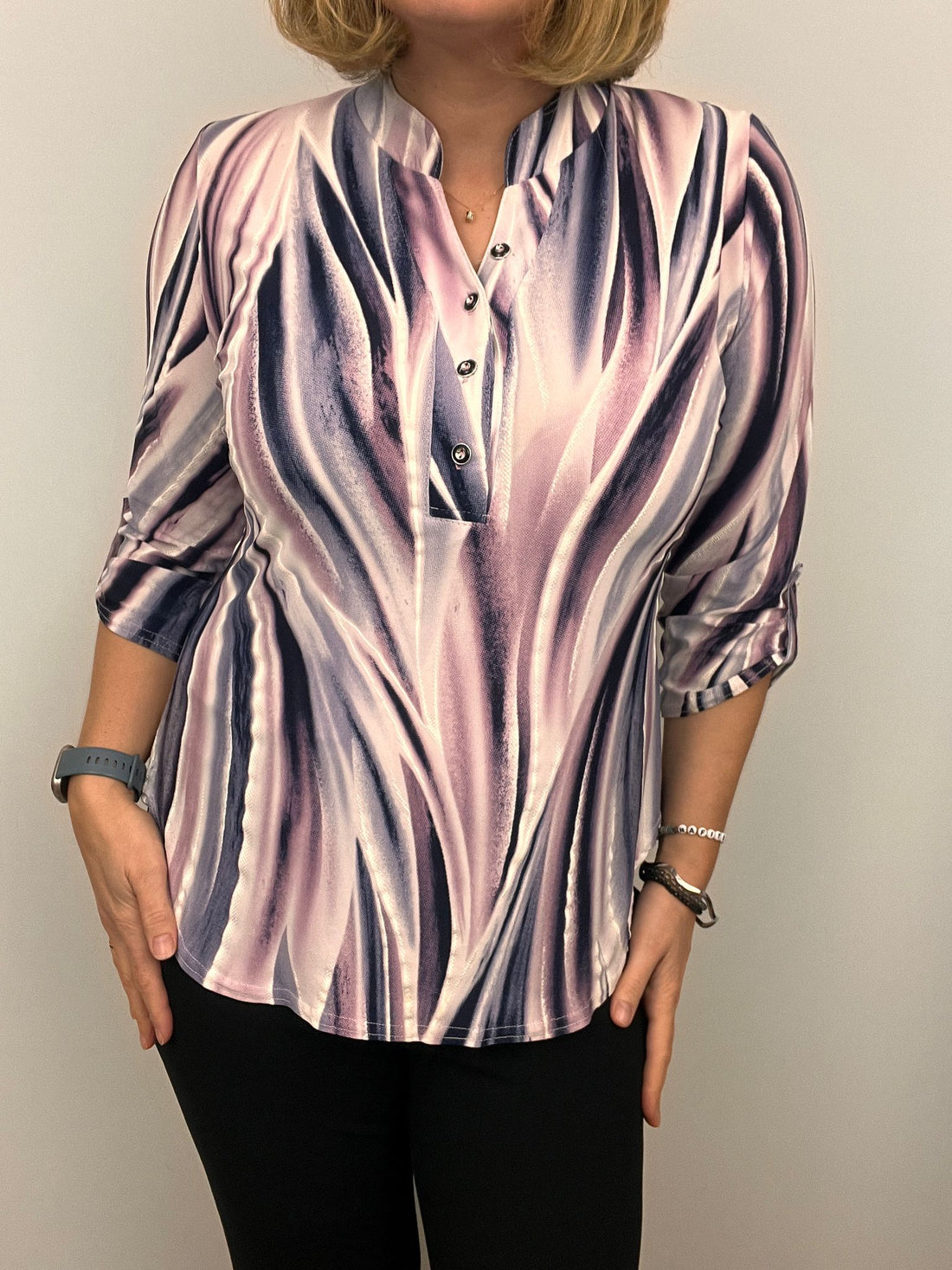 Ilona 3/4 sleeve top with mandarin collar in pink and mauve mix