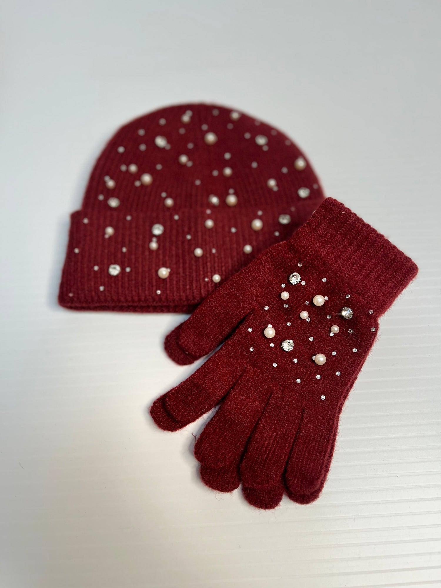 Starlight gift box -  Burgundy Hat and gloves
