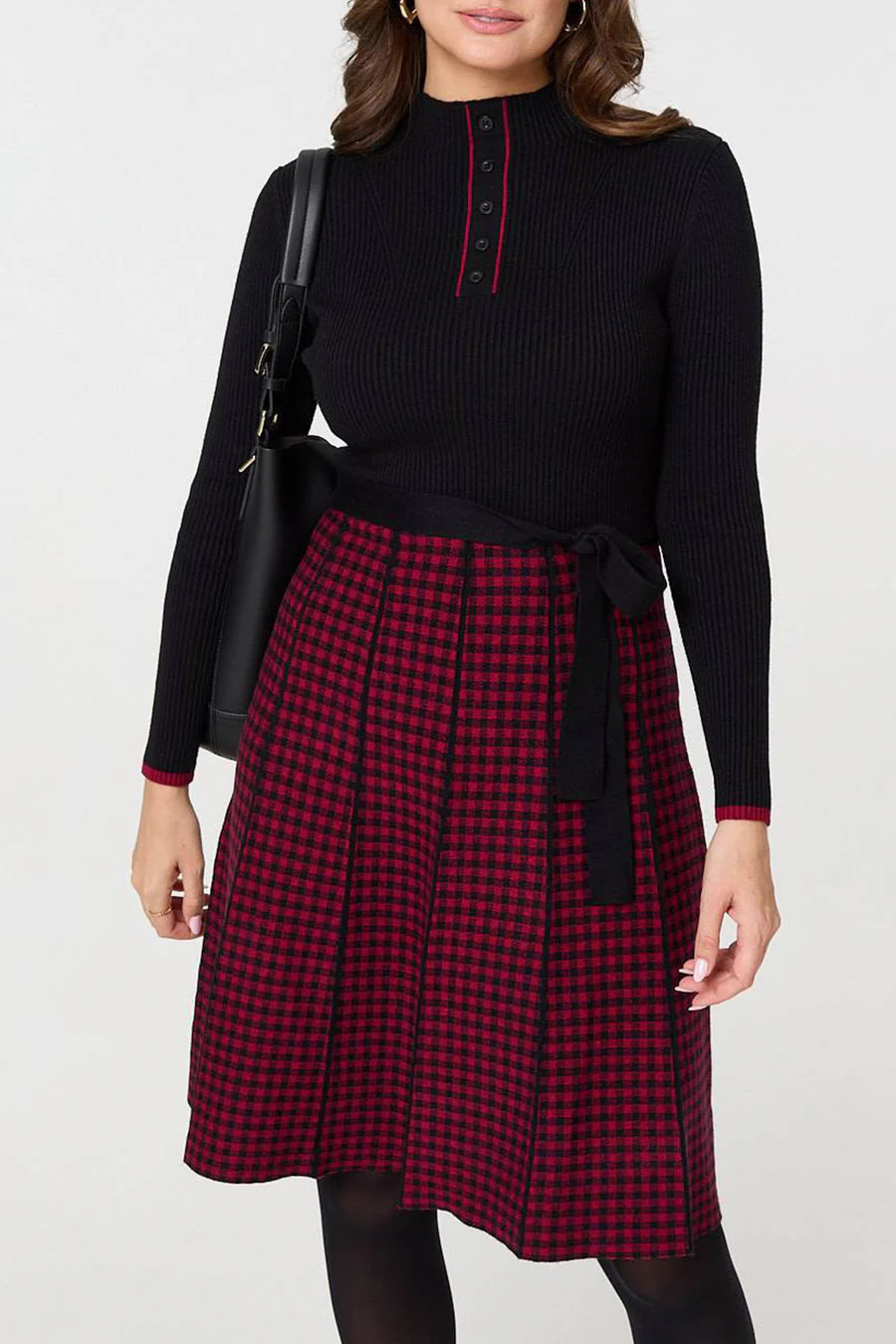 Black and Red Knit Knee length dress with belt