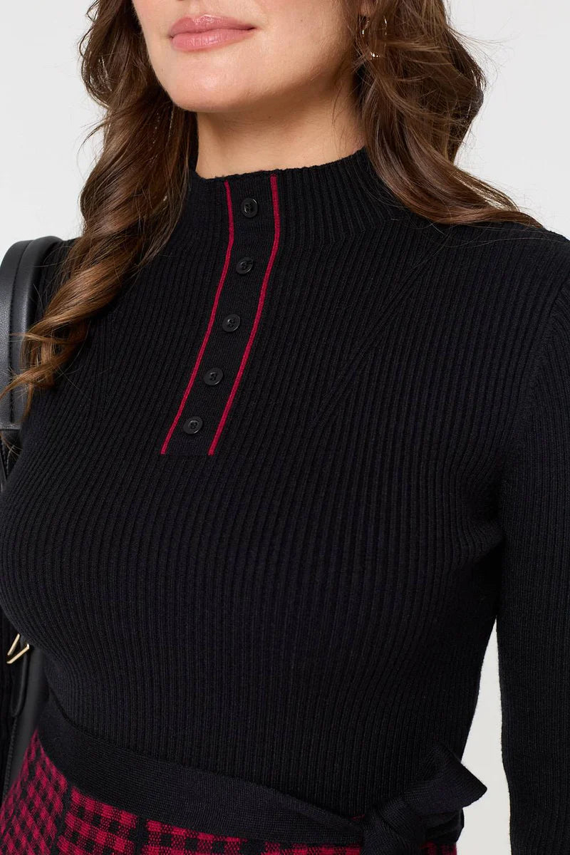 Black and Red Knit Knee length dress with belt