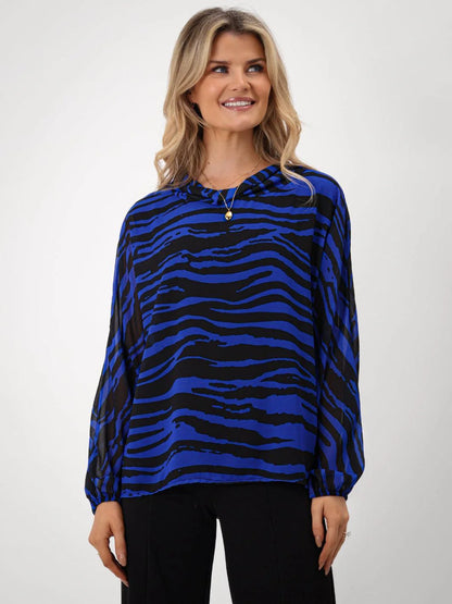Kate And Pippa Aluna Top with cowl neck and long sleeve
