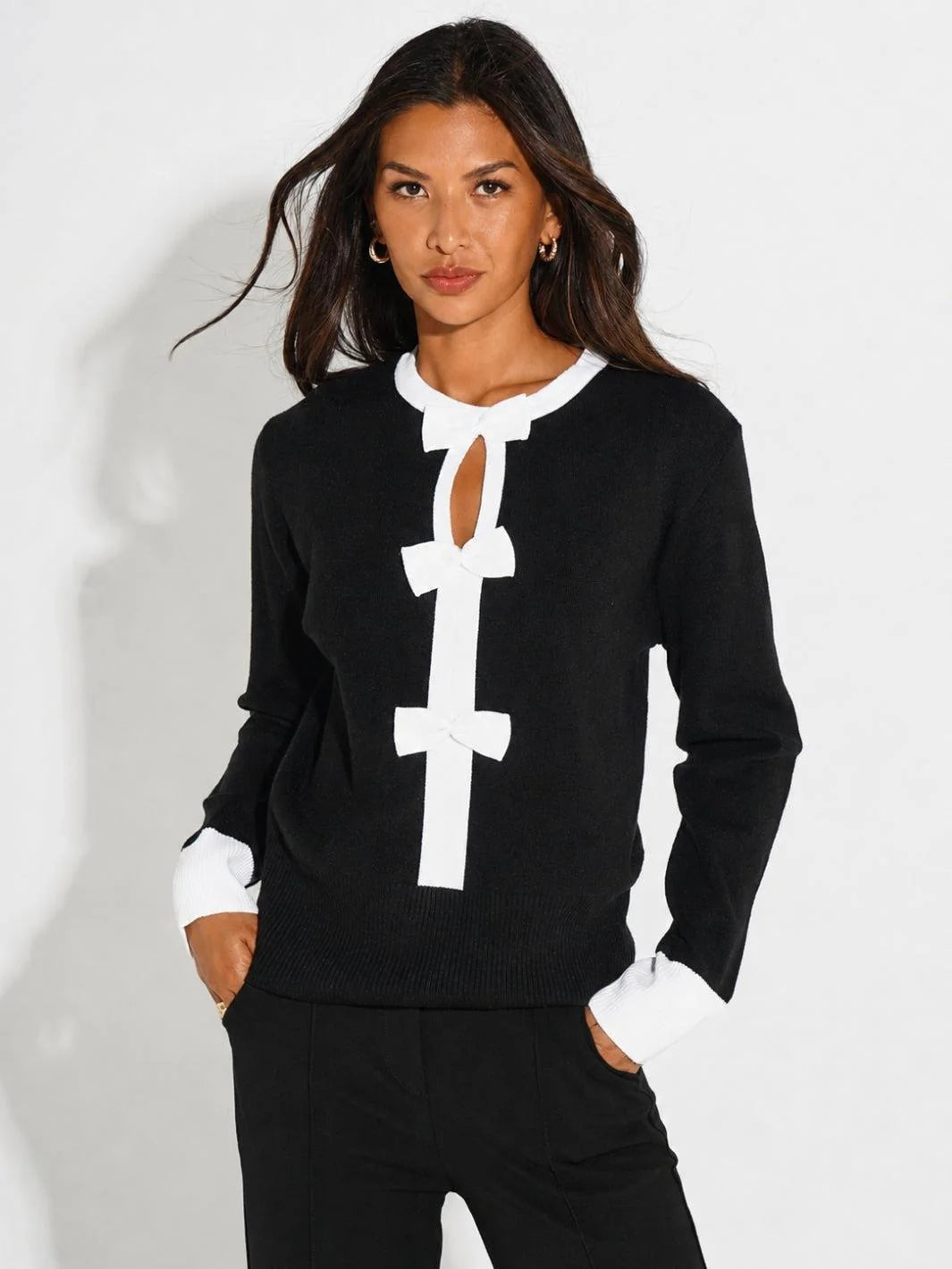 Kate And Pippa Aspen Bow Knit