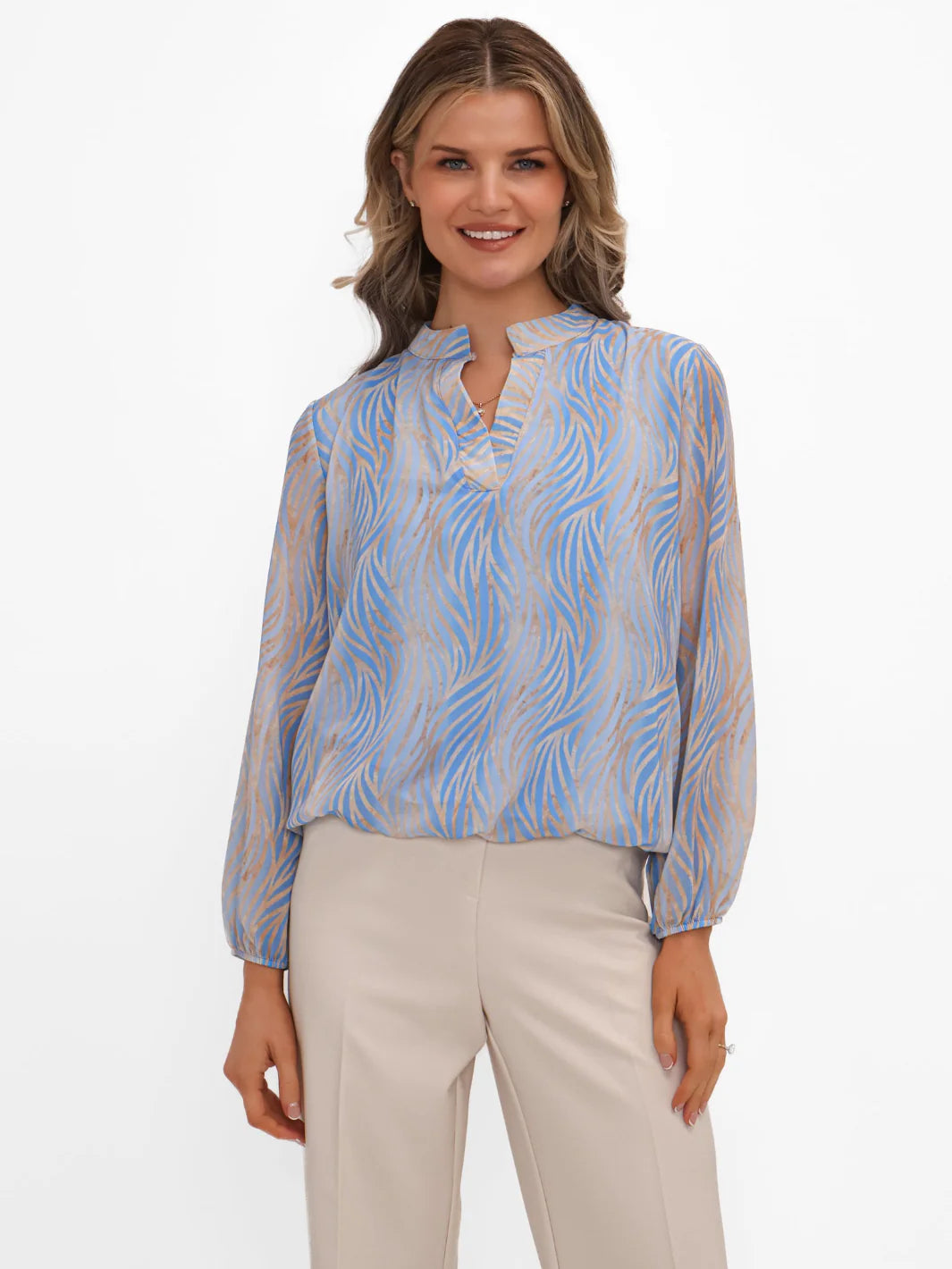 Kate And Pippa Bella Band Top in baby Blue