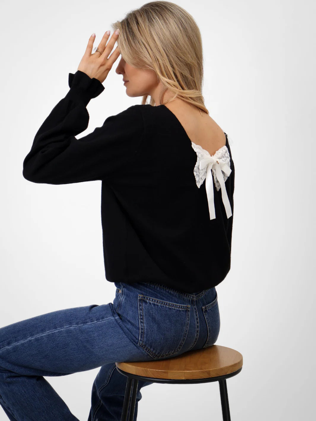 Kate And Pippa Bliss knit with bow Back Detail 2025