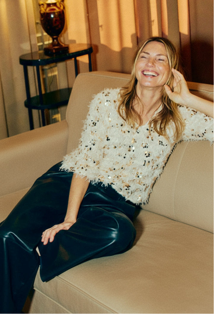 Nolla Cream fringe effect Top with Gold