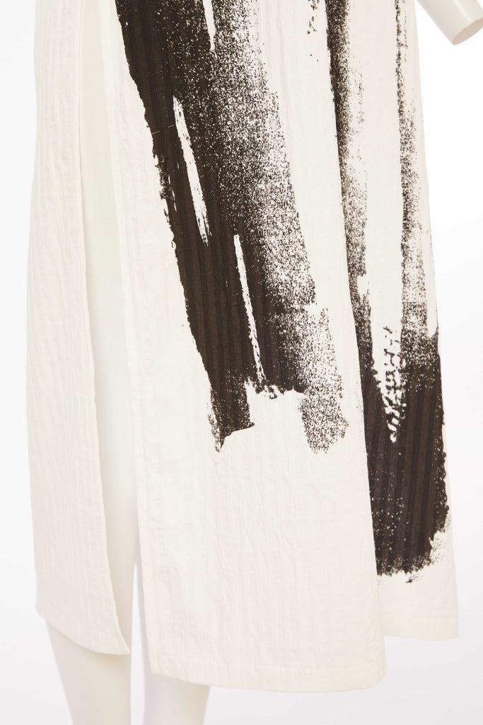 Naya Brush stroke long tunic with deep side splits Nas25117