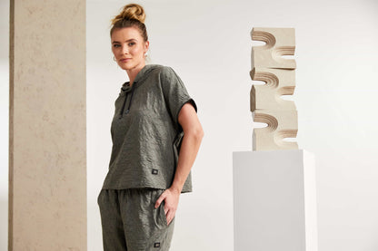 Naya bubble fabric hoodie in Silver or Army Green  Nas25220