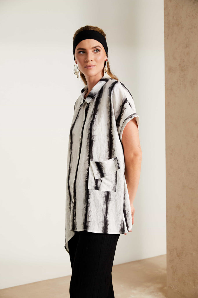 Naya Blurred stripe shirt with angled hemline and pocket Nas25274