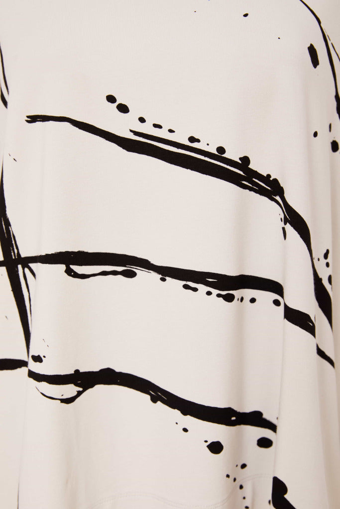 Naya Brushstroke print top in Sand Black, Or French Blue and white Nas25288