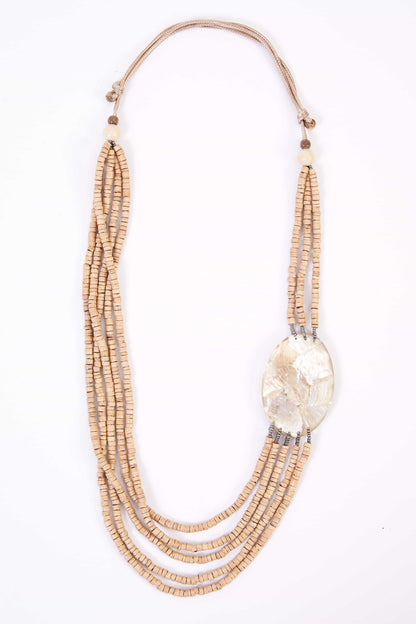 Naya Beaded strand necklace with shell disc Nas25341