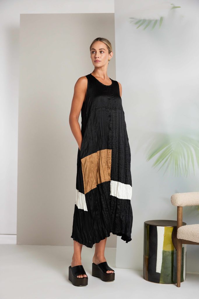 Naya Round Neck Crushed Dress With Colour Bands Nas26288