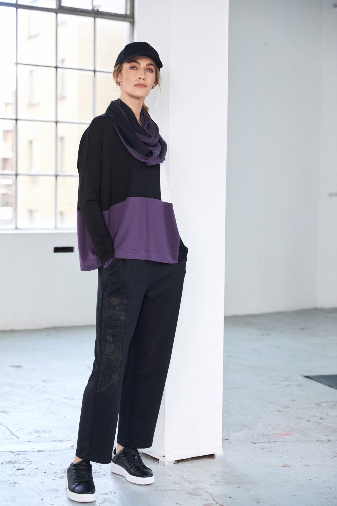 Naya Slim leg trouser with print detail at side leg  Naw25123