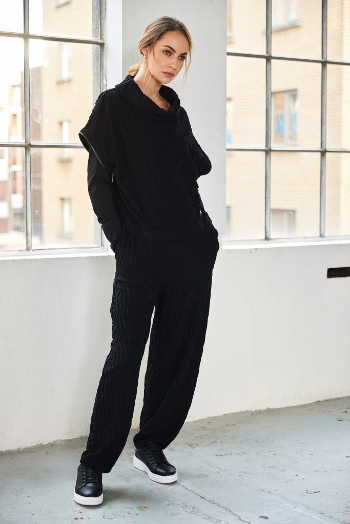 Naya Embossed knit top with collar and zip detail on side seam in Black  Naw25232