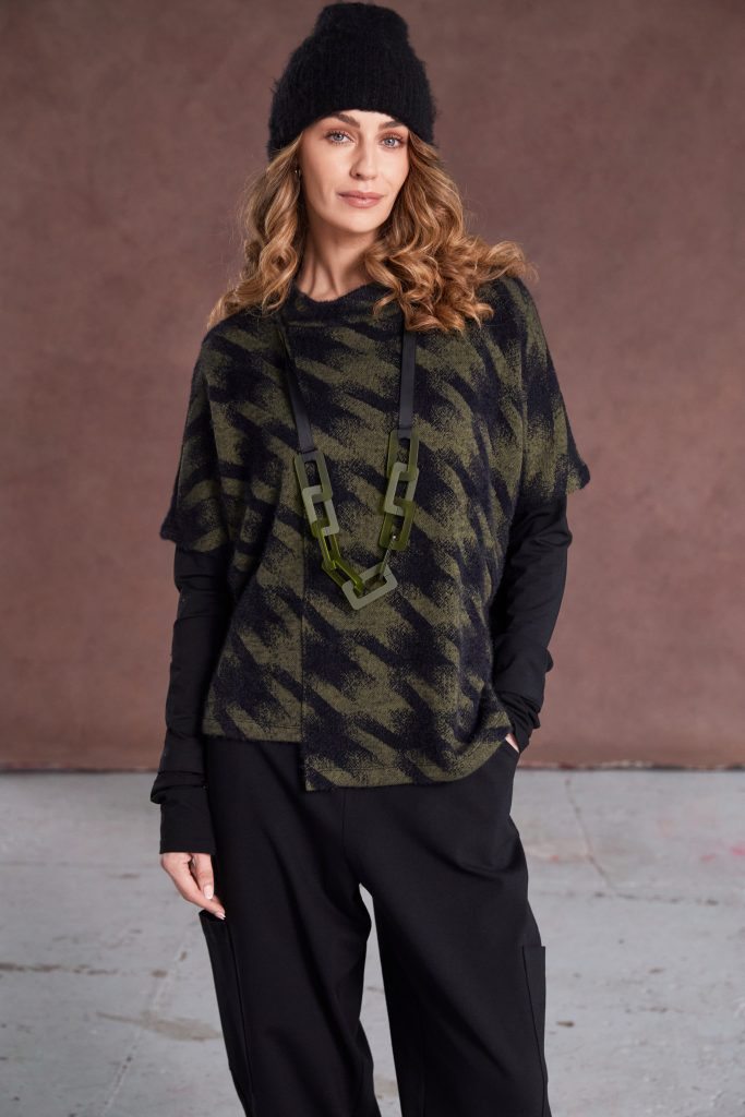 Naya Houndstooth knit high neck top in moss and Black  Naw25244