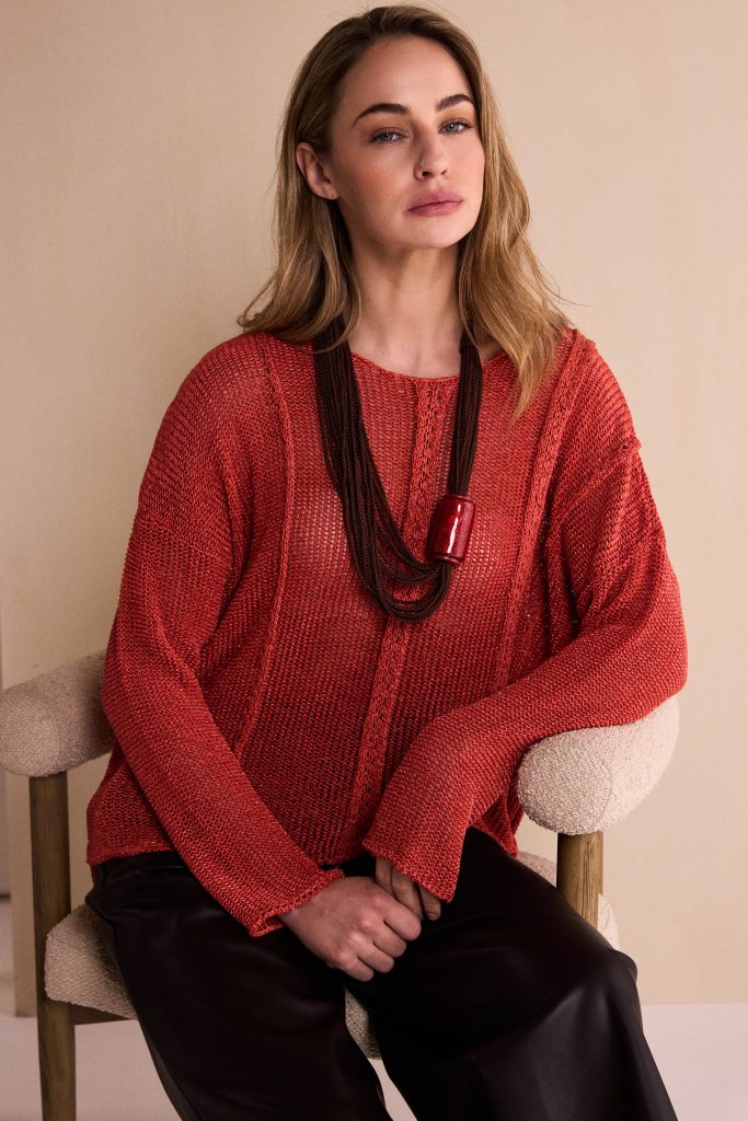 Naya Round Neck Knit With Cut Away Hem in Tigerlilly  Naw26120