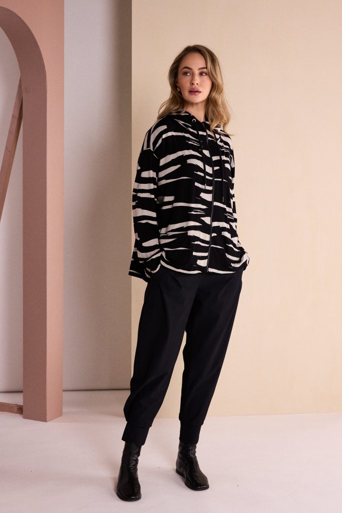 Naya Iconic Travel Fabric Cuff Trouser in Black  Nas26101